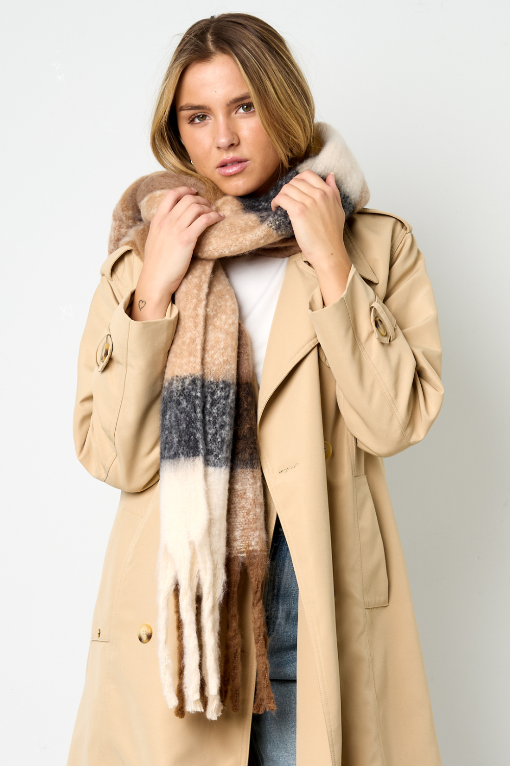 Foulard h5Image5