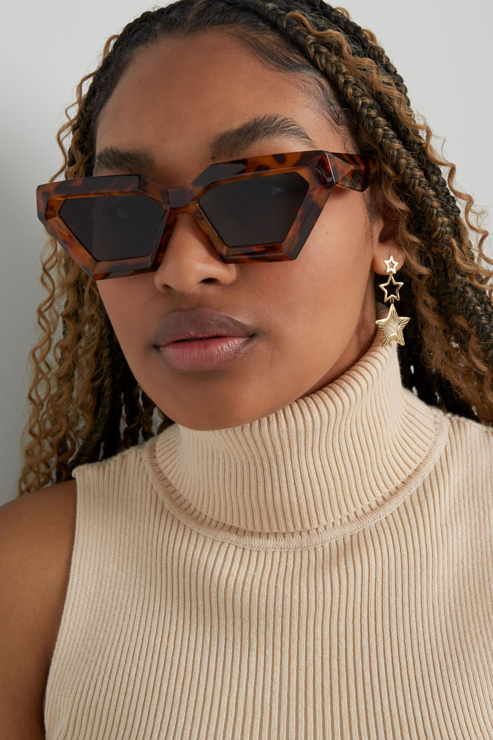 Lunettes De Soleil Angulaires Image5
