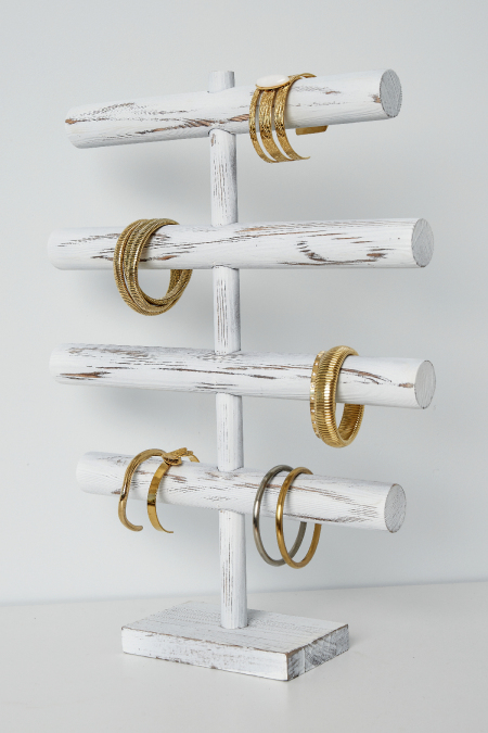 Présentoir à bracelets en bois 2