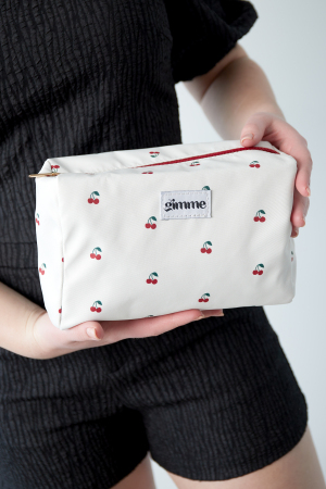 Trousse De Toilette Cerises h5 Image3
