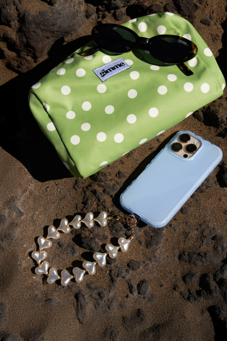 Cordon téléphonique tendance avec coeurs perlés 2