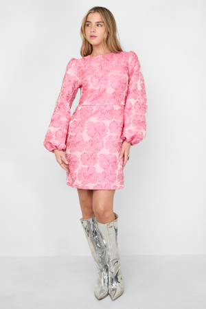 La Robe Du Chagrin D'Amour h5 Image8