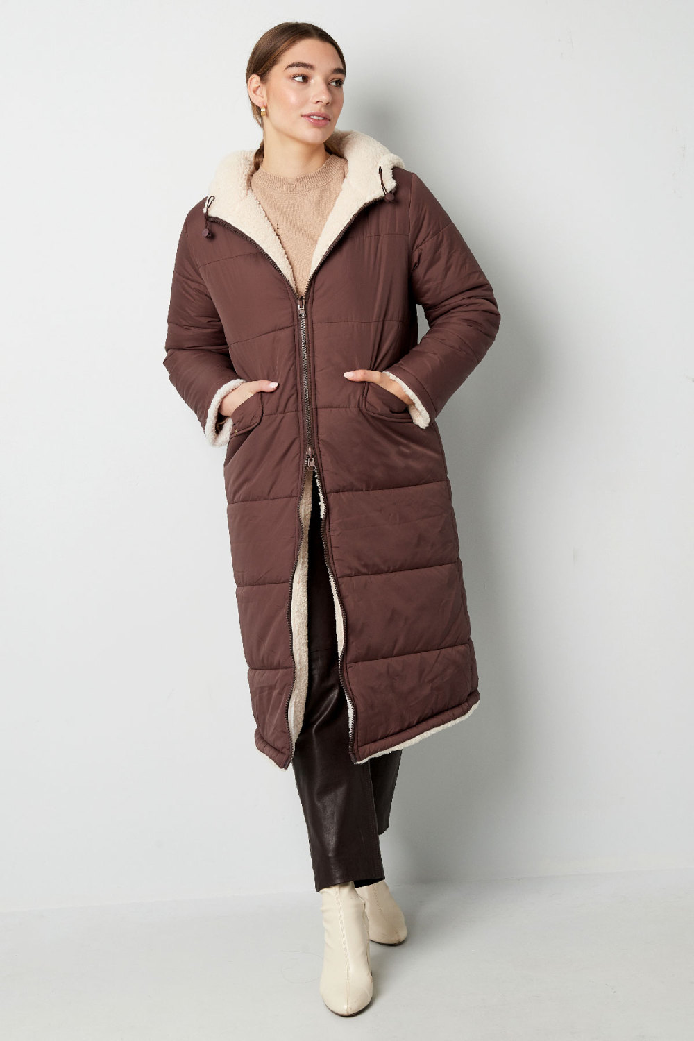 Manteau D'hiver Long Pour Femme Avec Doublure En Fausse Fourrure Et Capuche Amovible h5Image4