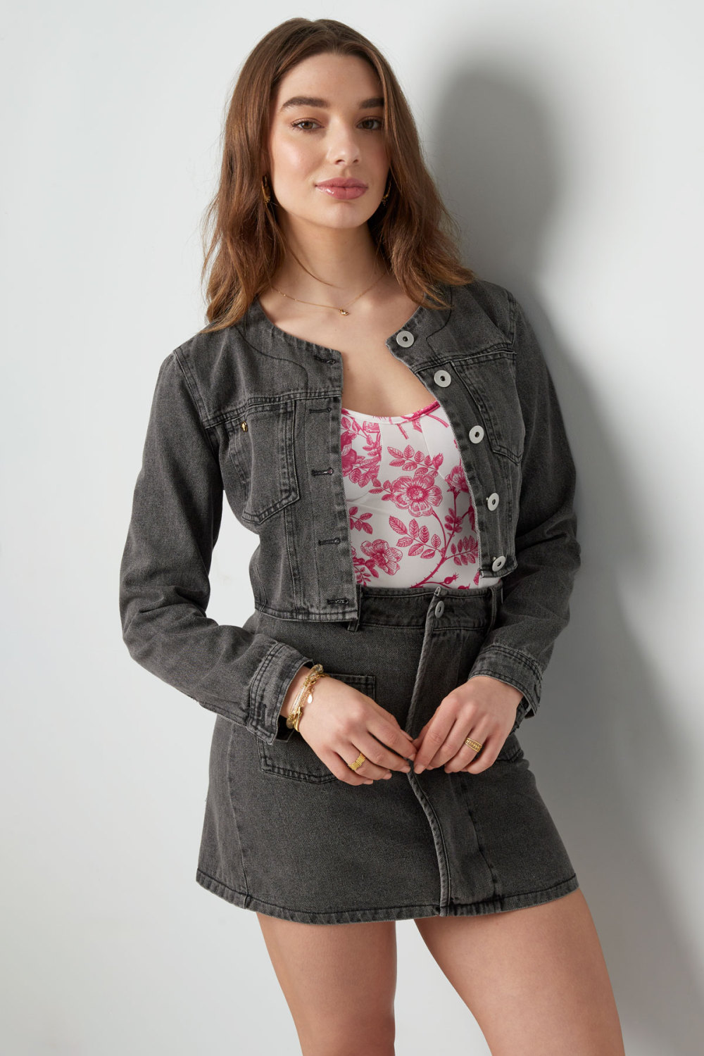 Veste Courte En Jean Avec Boutons Image3