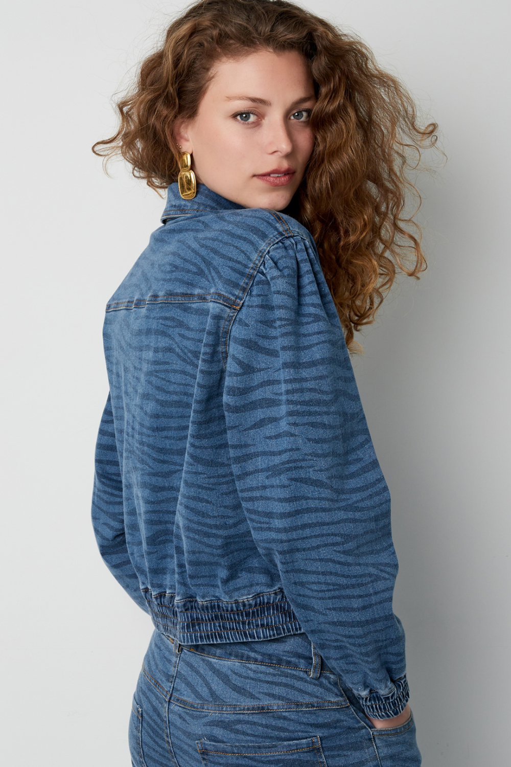 Veste En Jean Femme Coupe Courte Motif Tigre h5Image5