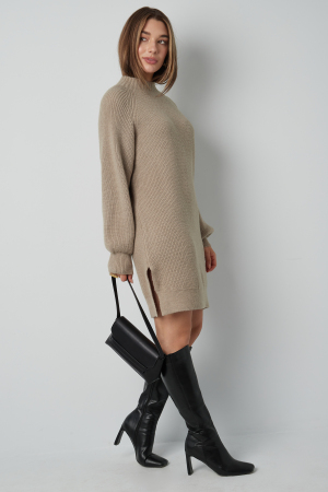 Robe Pull Femme À Col Montant, Maille Côtelée Et Fente Latérale h5 Image4