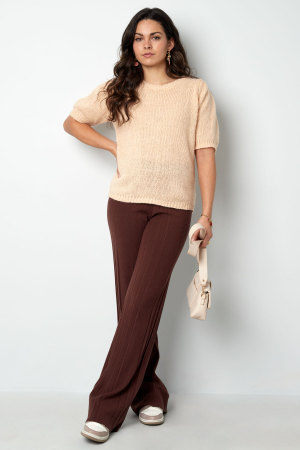 Top Manches Courtes Femme En Nylon Tricoté Avec Détail Nœud À L'arrière h5 Image10