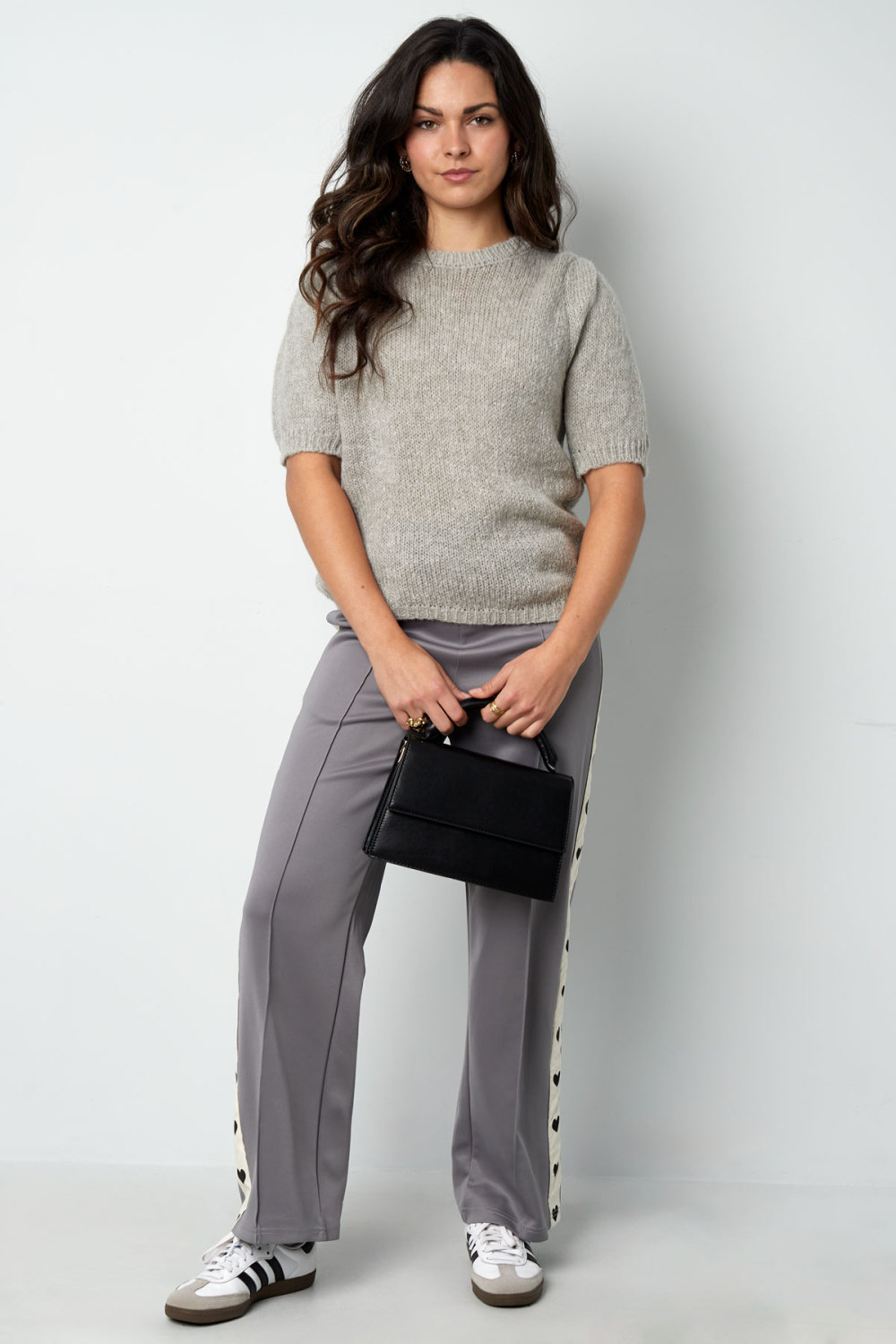 Top Manches Courtes Femme En Nylon Tricoté Avec Détail Nœud À L'arrière Image12