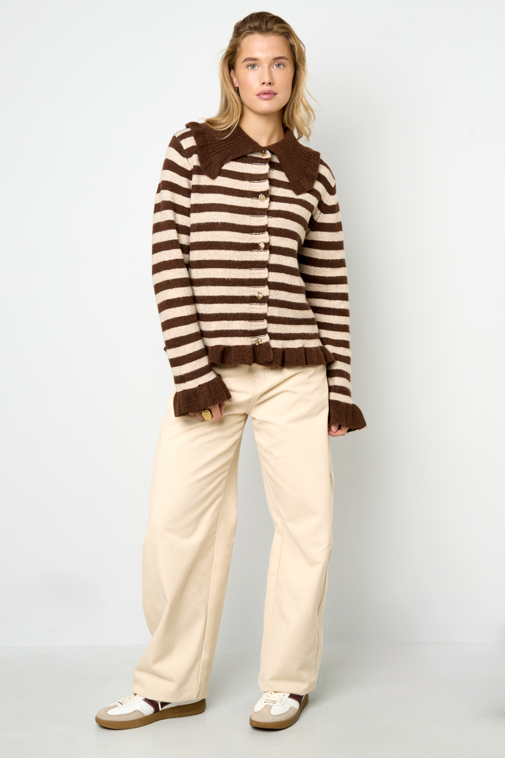 Cardigan Femme En Fibre De Polyester Tricotée Style Décontracté À Rayures Image6