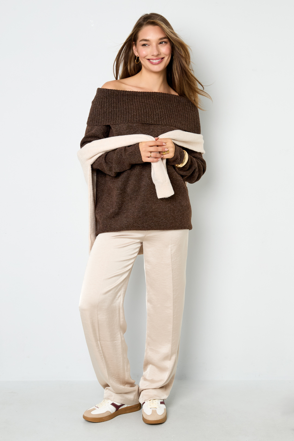 Pull Femme À Épaules Dénudées En Fibre De Polyester Tricotée Élégant Couleur Unie h5Image9