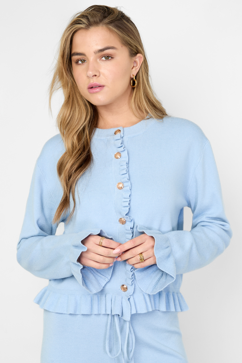 Le Cardigan À Volants Affectueux Image8