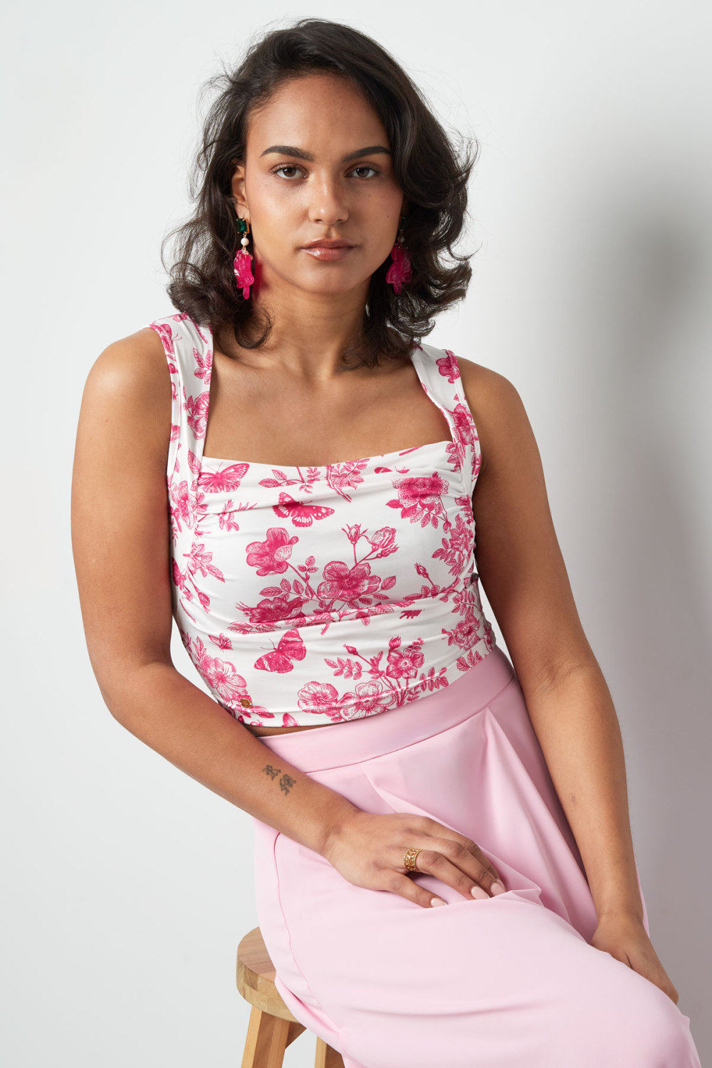 Top Sans Manches Femme En Polyester Imprimé Floral Asymétrique Image8