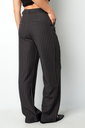 Pantalon Large À Pinces Avec Rayures Fines Pour Femme h5 Image9
