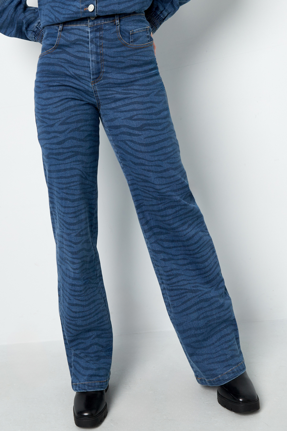 Cotton Woven Femmes Pantalon Droit Jean Medium Indigo Casual Image2