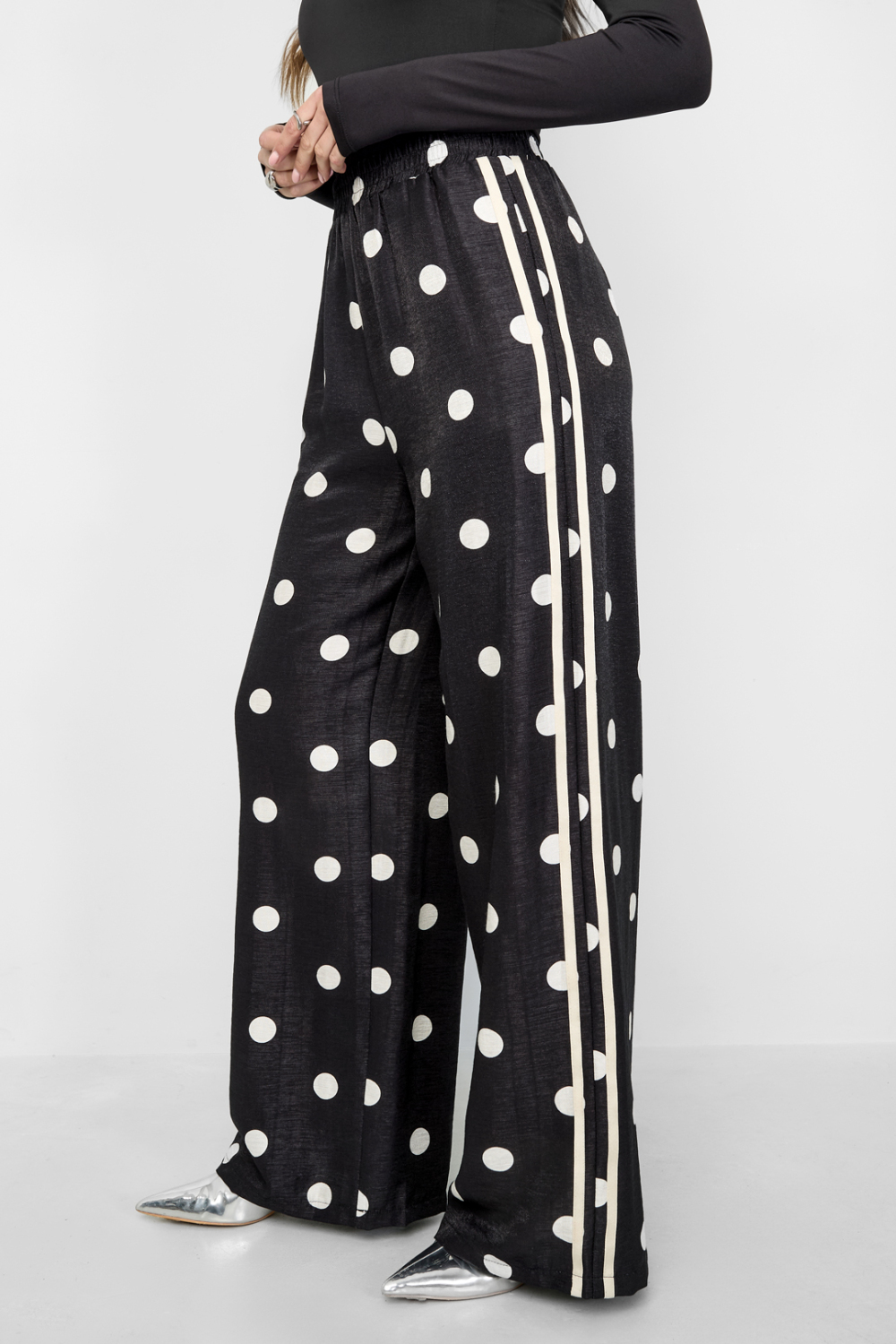 Le Pantalon À Pois Lyla Image12