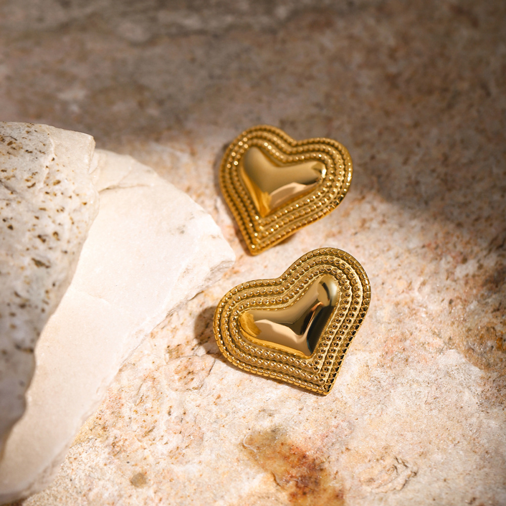 Boucles D'Oreilles En Acier Titane En Forme De Cœur, Perles Rondes En Acier Inoxydable Or  Entourées De Boucles D'Oreilles En Forme De Cœur, À La Mode, Des S Européennes Et Américaines D'Internet Image5