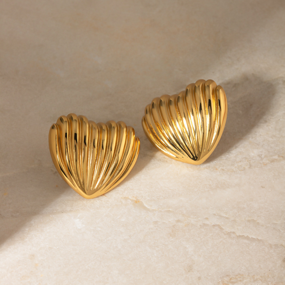 1 Paire De Boucles D'Oreilles À Clous En Acier Inoxydable Étanches En Forme De Cœur. Image7
