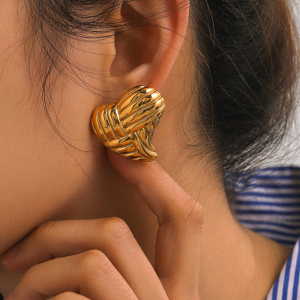 1 Paire De Boucles D'Oreilles À Clous En Acier Inoxydable Étanches En Forme De Cœur h5 Image6