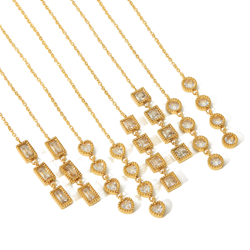 Une Paire De Boucles D'Oreilles Élégantes En Acier Inoxydable Et Zircon Cubique En Forme De Cœur, À Porter Au Quotidien. Image4