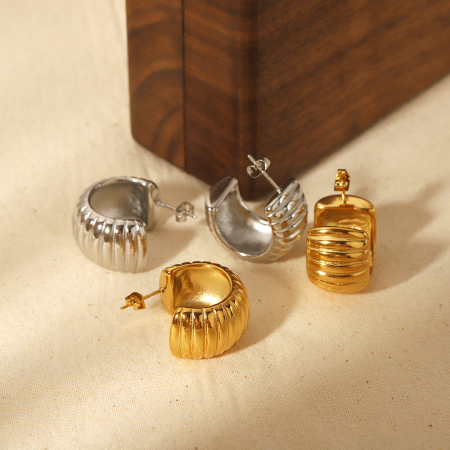 1 paire de boucles d'oreilles en forme de c à rayures géométriques en acier inoxydable plaqué or  de style punk pour femmes, bijoux à porter au quotidien 2