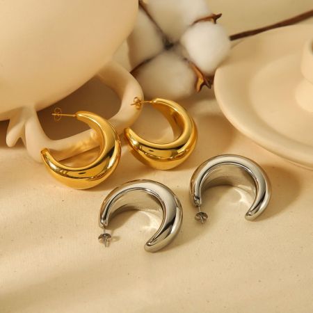 1 paire de boucles d'oreilles creuses surdimensionnées en acier inoxydable plaqué or  pour bijoux pour femmes à porter au quotidien 2