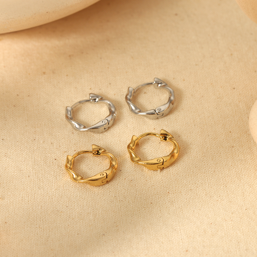 1 Paire De Boucles D'Oreilles Créoles Torsadées Exquises Et Simples En Acier Inoxydable Plaqué Or  Pour Bijoux Pour Femmes À Porter Au Quotidien Image4