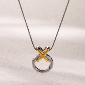 Collier Pendentif Intégré En Acier Inoxydable Or /Xo Au Design Unique Collier En Acier Titane De Style Froid Européen Et Américain h5 Image3