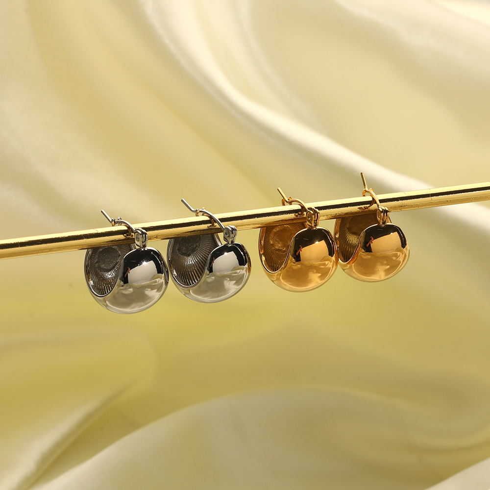 1 Paire De Boucles D'Oreilles Sphériques Polies En Acier Inoxydable Plaqué Or  Simples Et Classiques Pour Bijoux Pour Femmes À Porter Au Quotidien Image3