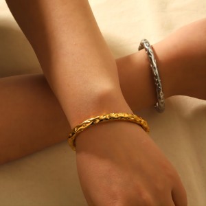 1 Pièce De Bracelet Ouvert En Acier Inoxydable Plaqué Or  De Mode Classique Pour Femmes, Bijoux À Porter Au Quotidien h5 Image8