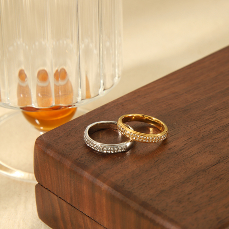 1 Bague Simple Et Élégante En Acier Inoxydable Plaqué Or  Avec Diamants Pour Un Usage Quotidien Pour Les Femmes 2
