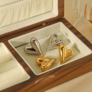 1 Paire De Boucles D'Oreilles Simples En Acier Inoxydable Plaqué Or  En Forme De Cœur Pour Les Bijoux Quotidiens Des Femmes h5 Image3