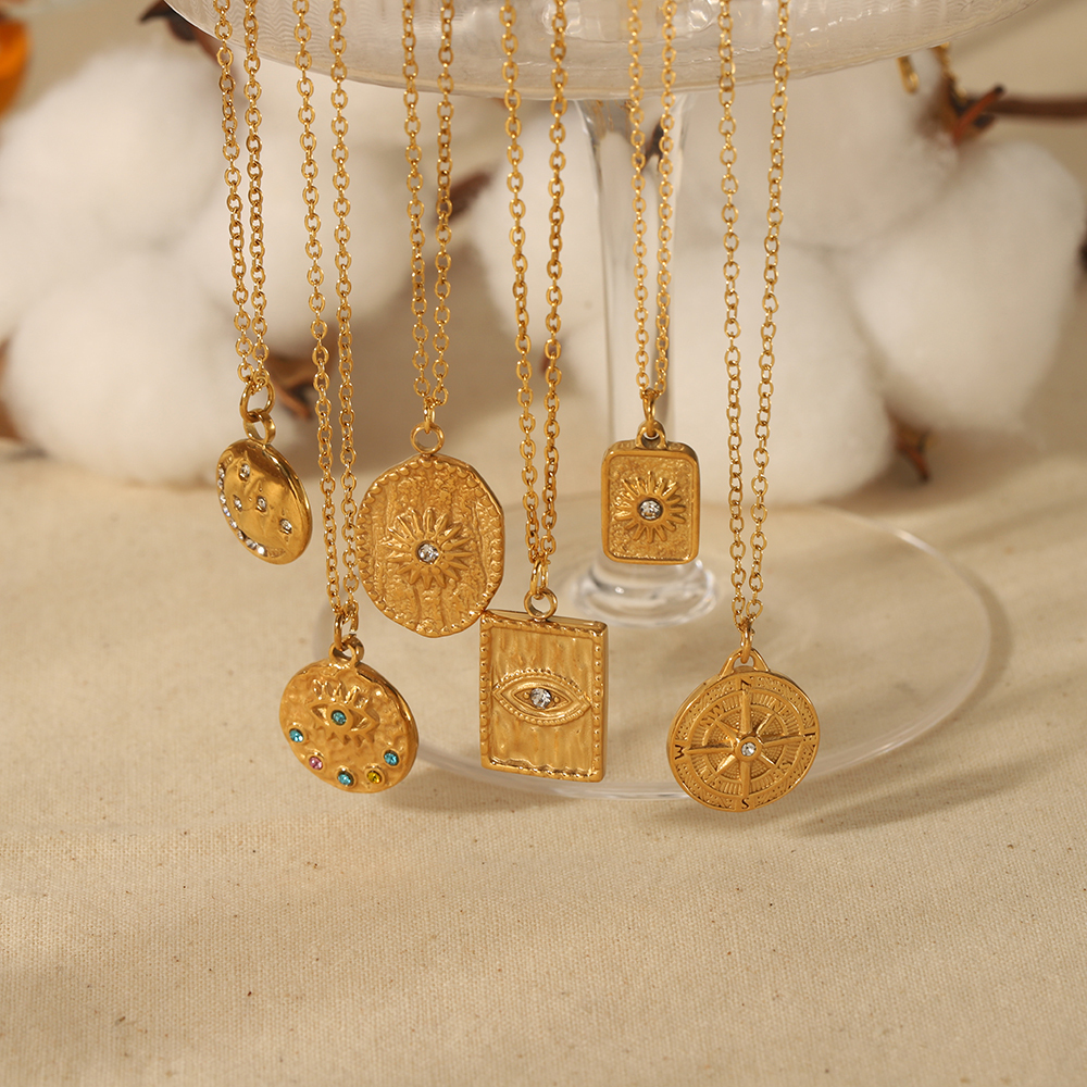 1 Pièce De Collier Pendentif Œil En Zircon Étoile À Huit Branches Martelé En Acier Inoxydable Plaqué Or  Personnalisé Pour Bijoux Pour Femmes À Porter Au Quotidien Image3