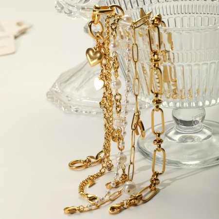 bracelet à breloques pour femme, série simple, cœur doux, en acier inoxydable plaqué or , perles artificielles 2
