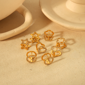 1 Paire De Boucles D'Oreilles Exquises Et À La Mode En Acier Inoxydable Plaqué Or  En Forme D'Étoile Creuse En Diamant Pour Un Usage Quotidien Pour Les Femmes h5 Image4