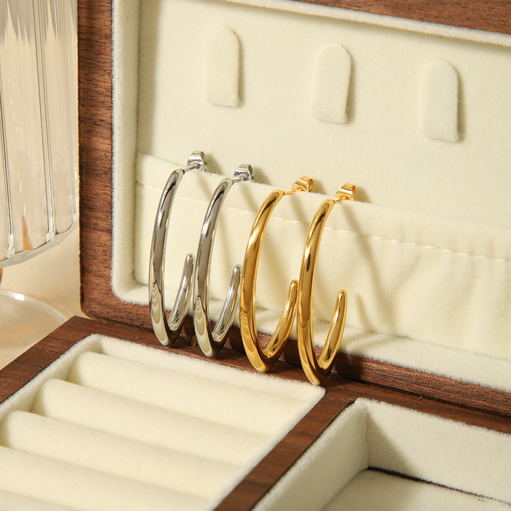 1 Paire De Boucles D'Oreilles Géométriques En Forme De C En Acier Inoxydable Plaqué Or  Personnalisées Pour Bijoux Pour Femmes À Porter Au Quotidien Image3