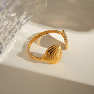 Bracelet Ouvert Simple En Acier Inoxydable , Style Européen Et Américain, Style Ins, Tempérament D', Petit Pétoncle,  Pour Femmes h5 Image2