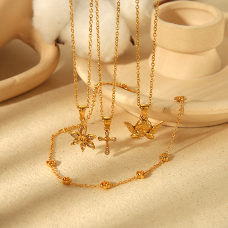 1 Paire De Colliers Exquis Et À La Mode En Acier Inoxydable Plaqué Or  Avec Pendentif En Forme De Croix D'Ange Et De Fleur Pour Bijoux Pour Femmes À Porter Au Quotidien