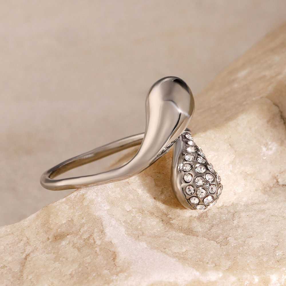 Bague Ajustable Pour Femme, Style Simple, En Forme De Goutte, En Acier Inoxydable Étanche Avec Incrustations Dorées Et Strass. h5Image5