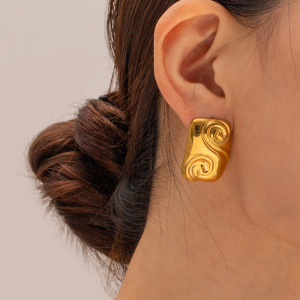 1 Paire De Boucles D'Oreilles À Tige Géométriques Simples En Acier Inoxydable Plaqué Or  Pour Femme h5 Image2