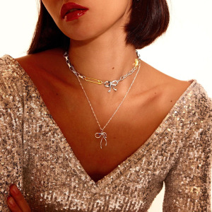 Collier Avec Pendentif En Forme De Nœud Papillon Rétro, Série Simple, En Acier Inoxydable Plaqué Or , Pour Femme, 1 Pièce h5 Image3