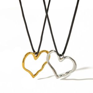 Collier Avec Pendentif En Forme De Cœur Classique En Acier Inoxydable Plaqué Or Pour Femme, Série Simple, 1 Pièce h5 Image6