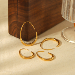 1 Paire De Boucles D'Oreilles Créoles Classiques Géométriques Simples En Acier Inoxydable Plaqué Or Pour Femme h5 Image3