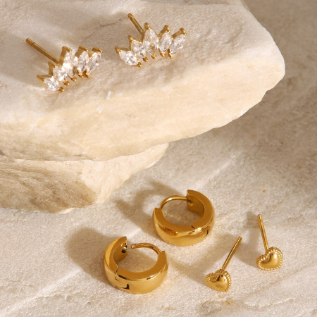 Ensemble de boucles d'oreilles pour femme Sweet Heart en acier inoxydable plaqué or étanche avec zircon
