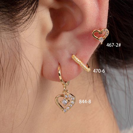 Boucles d'oreilles piercing pour femme, 1 pièce, série Simple Heart, en acier titane sans placage, avec zircon.