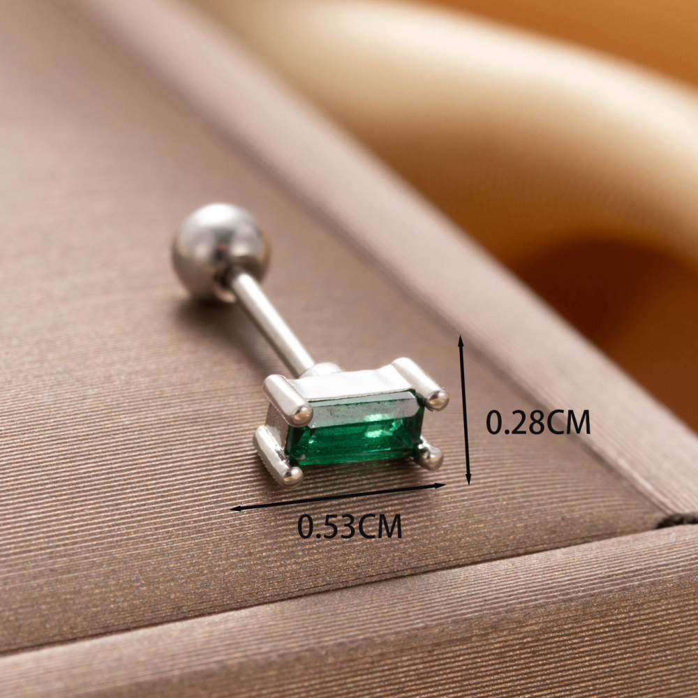 Boucles D'Oreilles Piercing Femme Simple Series Classic Heart En Acier Titane Sans Placage, Ornées De Zircon. Image4