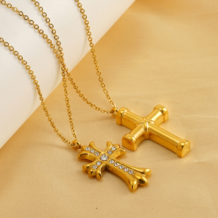 Collier avec pendentif croix simple en acier titane plaqué or et strass pour femme, série simple, 1 pièce