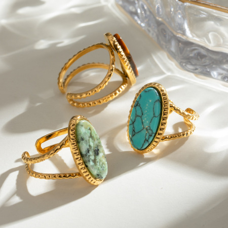 Bague rétro en acier inoxydable avec pierre naturelle et pierres précieuses