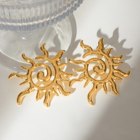 1 paire de boucles d'oreilles puces classiques Sun en acier inoxydable étanche couleur or