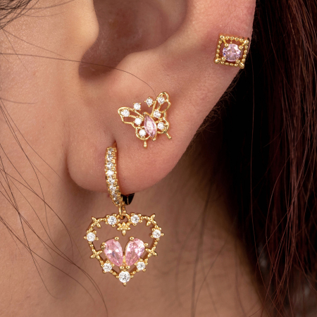 Boucles d'oreilles piercing femme Simple Series Classic Heart en cuivre sans placage, ornées de zircon.