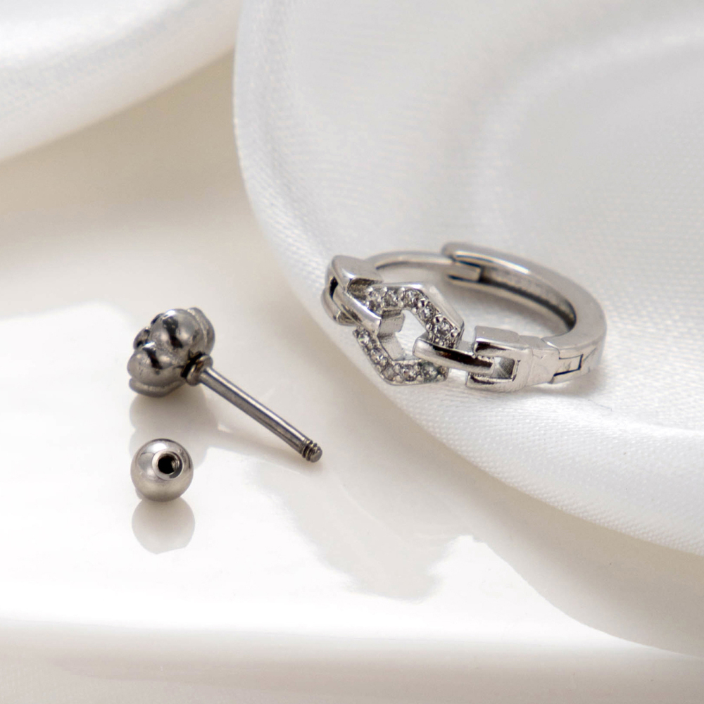 Boucles D'Oreilles Piercing Femme Simple Series Classic Flower En Cuivre Sans Placage, Ornées De Zircon. Image7